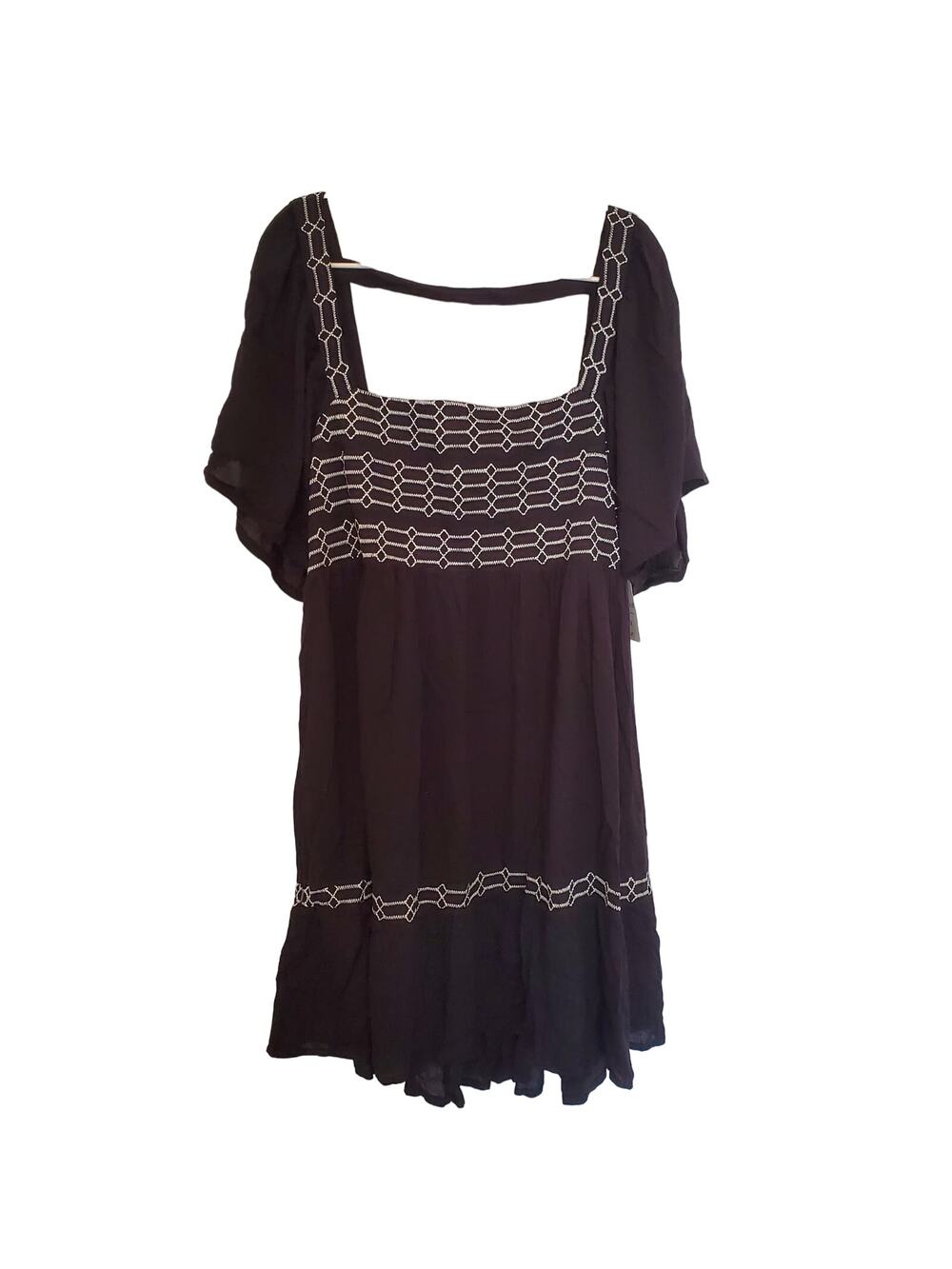 Forever 21 Knee-length Black Embroidered Dress Size 2X
